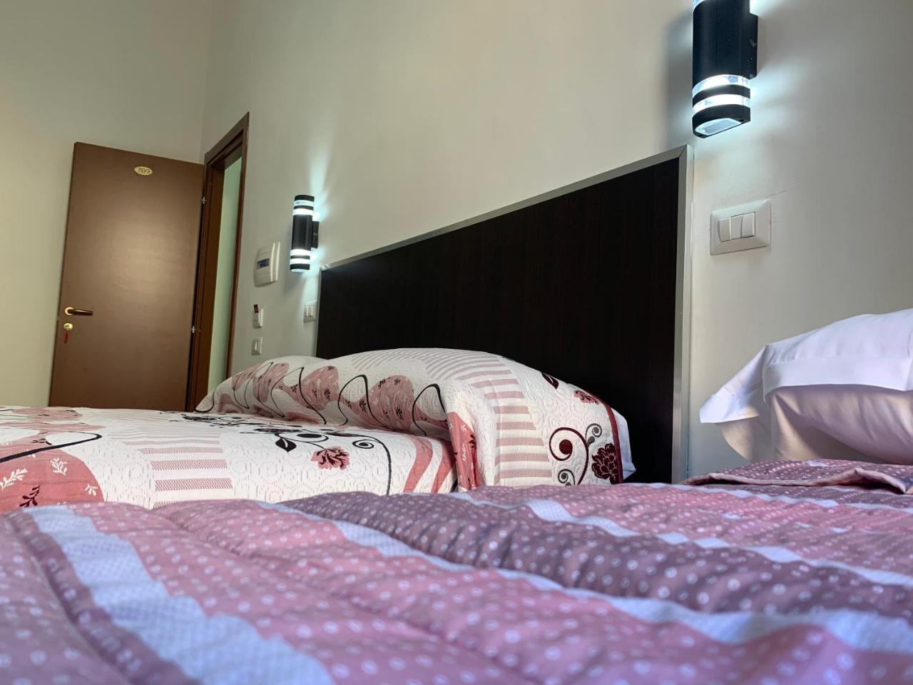 Serena House Rom Eksteriør billede